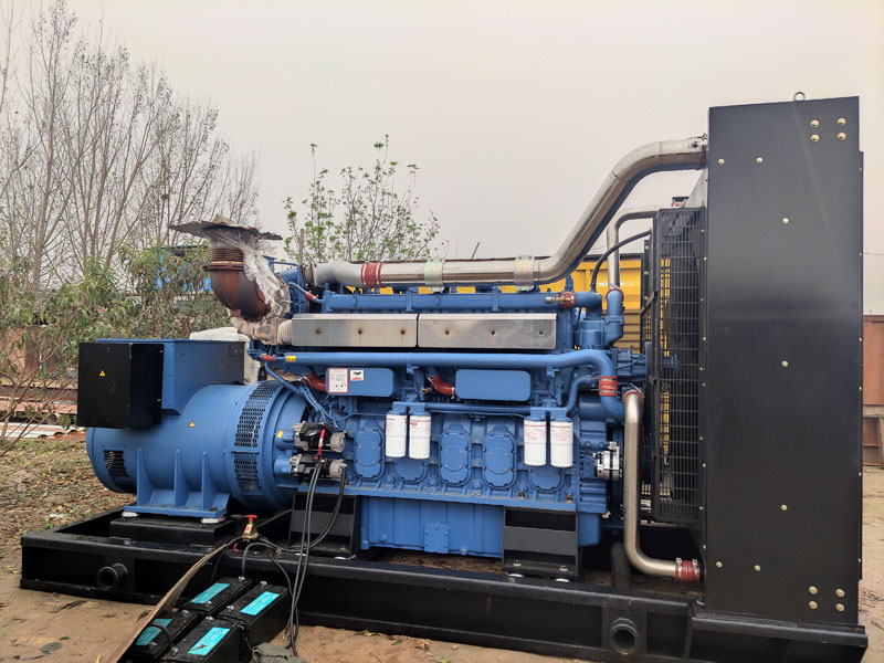 通化柴油发电机组更换机油时,应遵循哪些步骤?