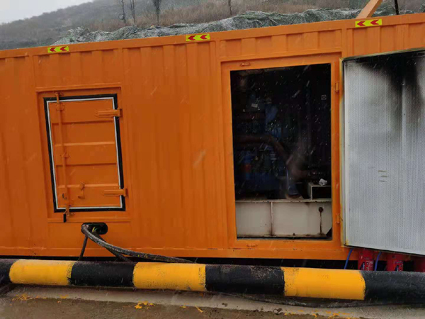 通化发电机出租 柴油发电机组电压低报警怎么办？