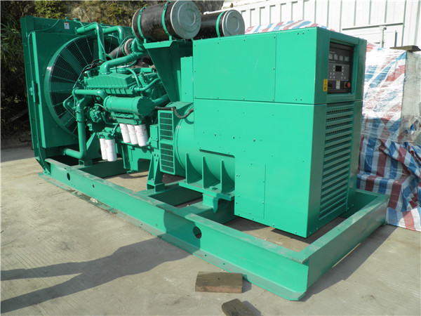 通化发电车出租-柴油发电机组在使用的过程中应该做好哪些防护工作