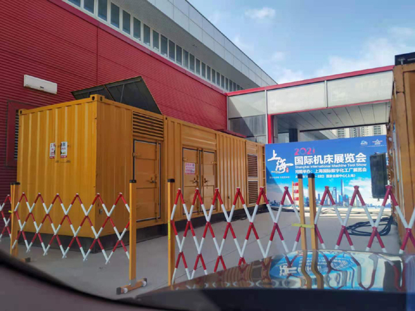 通化出租发电机-柴油发电机和汽油发电机哪个更好一些？