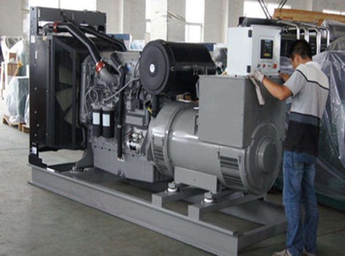 通化柴油发电机组和储能设备配合使用的案例