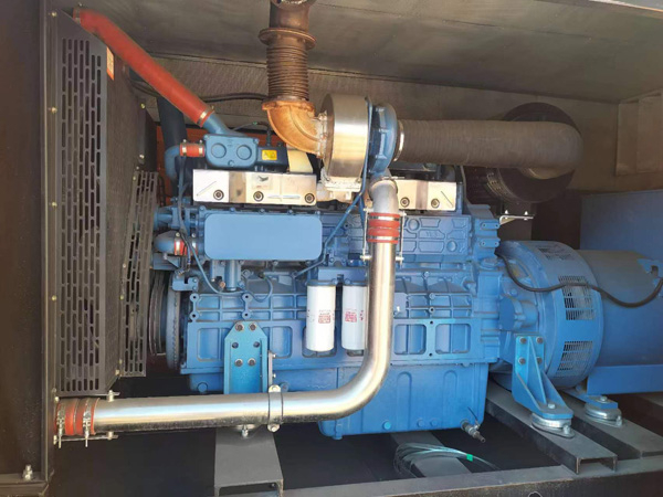 通化燃油消耗率与进气温度的具体关系是什么？